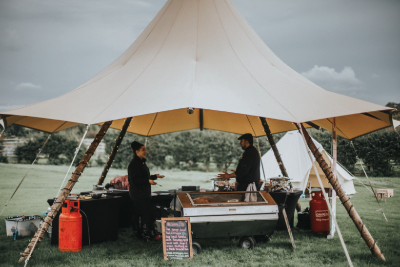 Outdoor structure event tipi