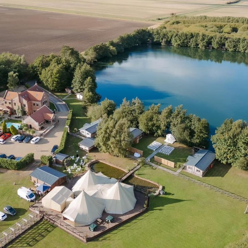 Nuddock wood Lake & Lodges